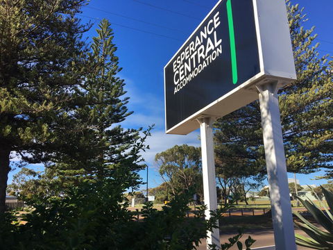Esperance Central Accommodation - Holiday Adelaide 28