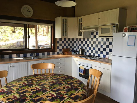 Kangaroo Valley Cottage - Holiday Adelaide 12