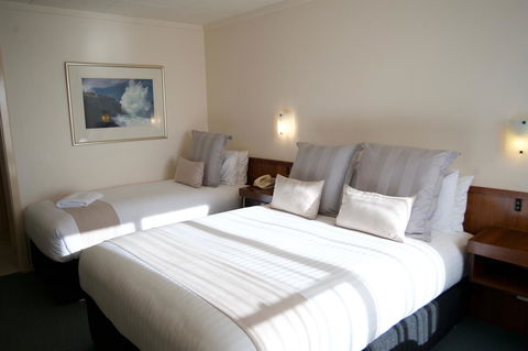 SureStay Hotel By Best Western The Clarence On Melville - Holiday Adelaide 0