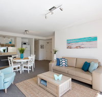 Beachside Living - South Fremantle - Holiday Adelaide