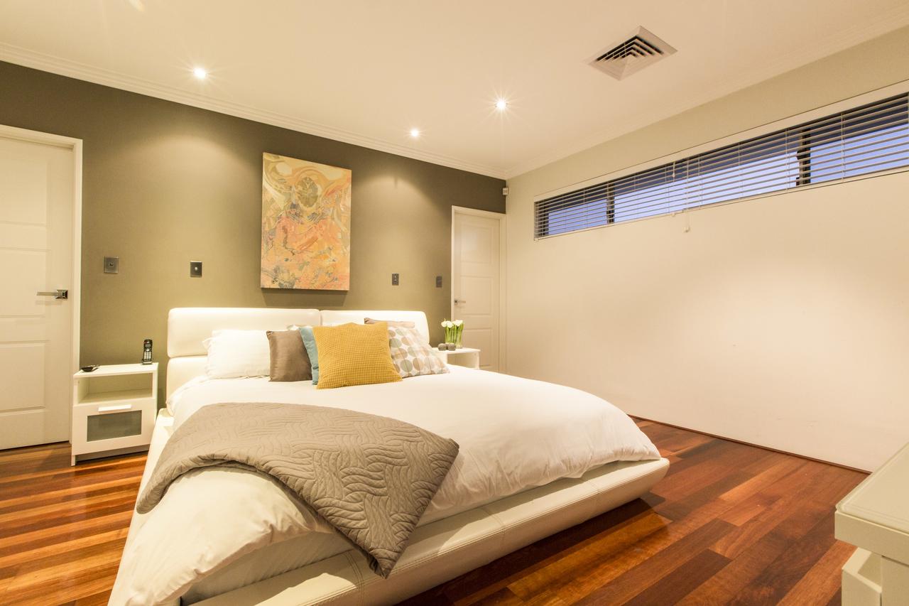 Ardross WA Holiday Adelaide