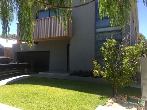 The Pool House - Fremantle - Holiday Adelaide 4