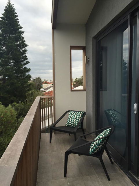 The Pool House - Fremantle - Holiday Adelaide 8