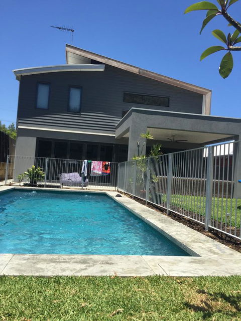 The Pool House - Fremantle - Holiday Adelaide 0