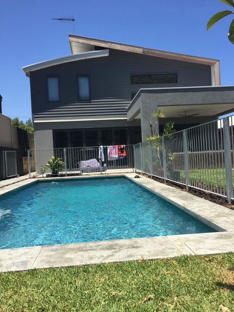 The Pool House - Fremantle - Holiday Adelaide 28