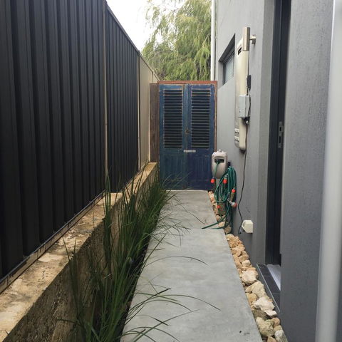 The Pool House - Fremantle - Holiday Adelaide 24