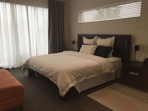 The Pool House - Fremantle - Holiday Adelaide 11