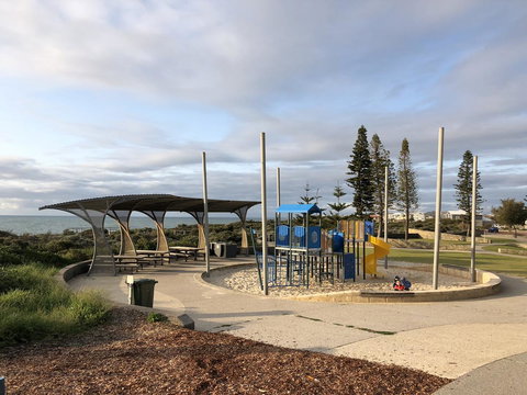 Beach House At SeaScapes.. - Holiday Adelaide 3