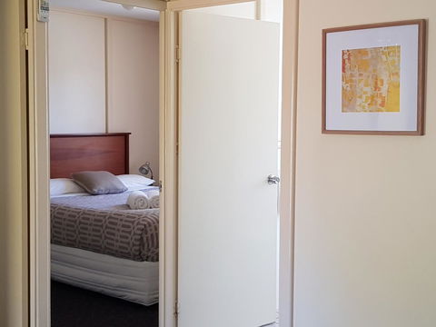 Park Avenue Holiday Units - Holiday Adelaide 18