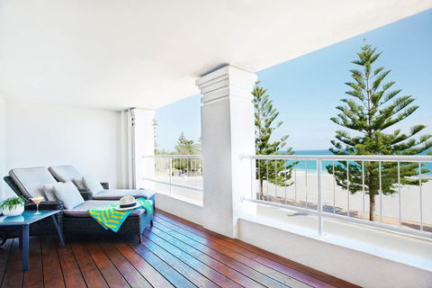 Cottesloe Beach Hotel - Holiday Adelaide 29