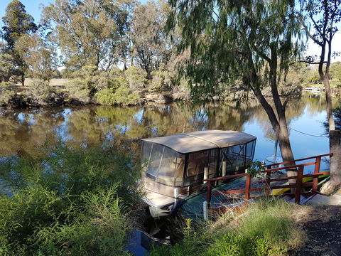 Amazing River House - Holiday Adelaide 22