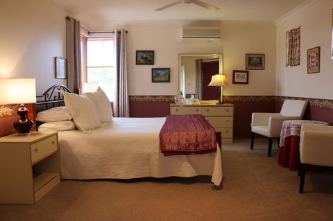 Crossland House - Holiday Adelaide 16