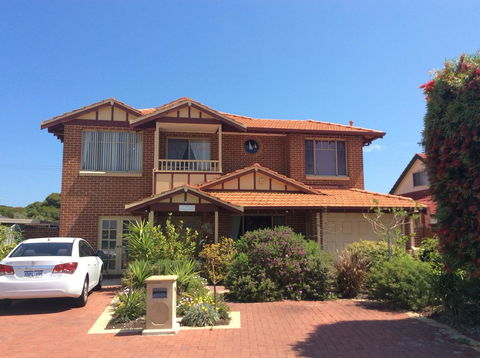 Crossland House - Holiday Adelaide 0