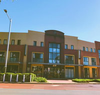 Joondalup City Hotel - Holiday Adelaide