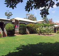 Adamsons Riverside Accommodation - Holiday Adelaide