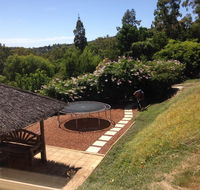 Bright  Beautiful Home On The Hills - Holiday Adelaide