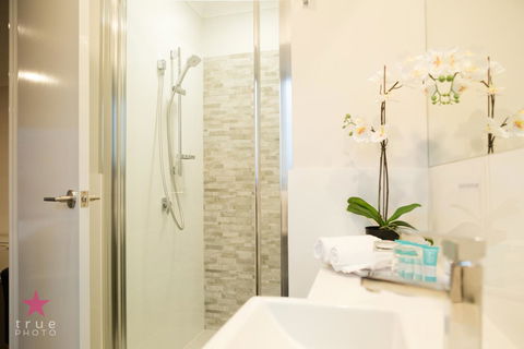 Waterford Guest Suite - Holiday Adelaide 5