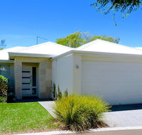 Contemporary Cove - Quindalup - Holiday Adelaide