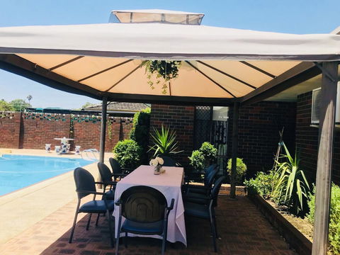 Swan Valley Rest Cottage - Holiday Adelaide 1