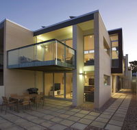 Alouarn Apartments - Holiday Adelaide
