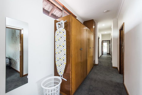 Big House Heated Pool 11 Beds Como / South Perth / Applecross - Holiday Adelaide 22