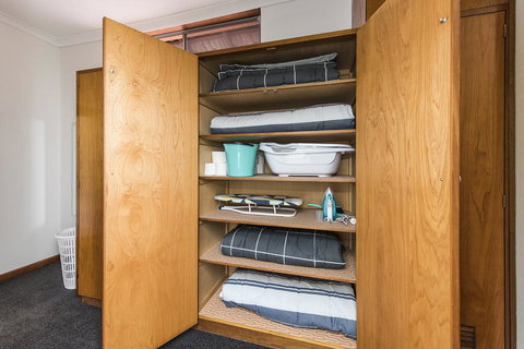 Big House Heated Pool 11 Beds Como / South Perth / Applecross - Holiday Adelaide 31