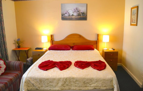 Palms Bed & Breakfast - Holiday Adelaide 16