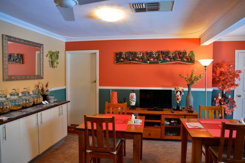 Palms Bed & Breakfast - Holiday Adelaide 10