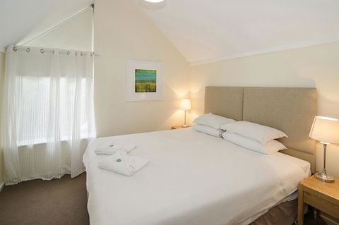 Beach Retreat - Busselton - Holiday Adelaide 6