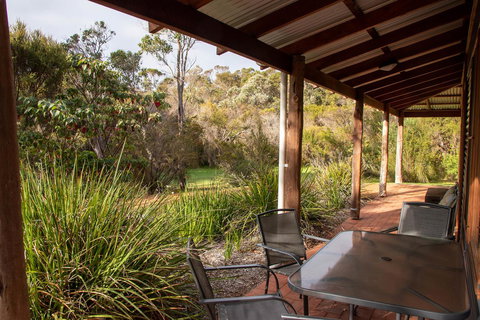 Denmark Forest Retreat - Holiday Adelaide 42