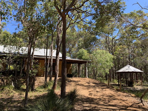 Denmark Forest Retreat - Holiday Adelaide 11