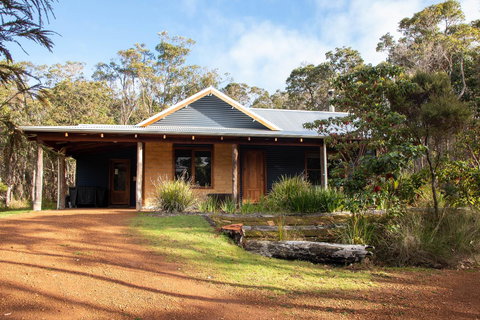 Denmark Forest Retreat - Holiday Adelaide 43