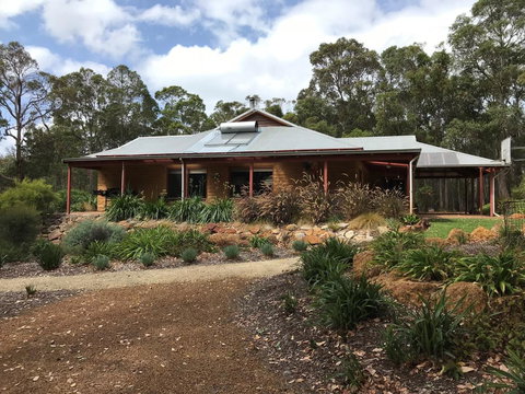 Denmark Forest Retreat - Holiday Adelaide 0