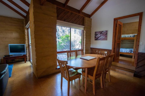 Denmark Forest Retreat - Holiday Adelaide 16