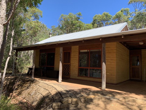 Denmark Forest Retreat - Holiday Adelaide 14