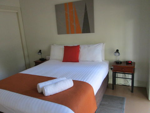 Breezes Apartments - Holiday Adelaide 5