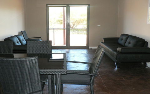 Breezes Apartments - Holiday Adelaide 10