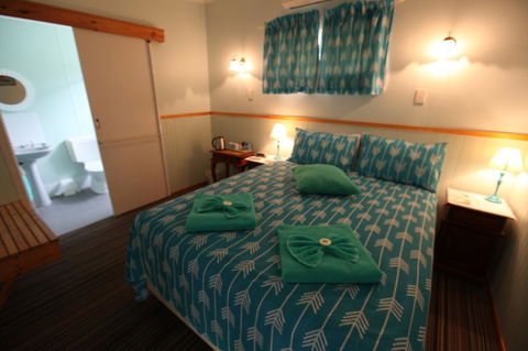 Jacaranda Guest House - Holiday Adelaide 11