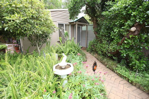 Jacaranda Guest House - Holiday Adelaide 29