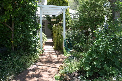 Jacaranda Guest House - Holiday Adelaide 39