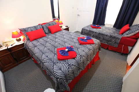 Jacaranda Guest House - Holiday Adelaide 1