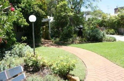Jacaranda Guest House - Holiday Adelaide 41