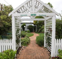 Jacaranda Guest House - Holiday Adelaide