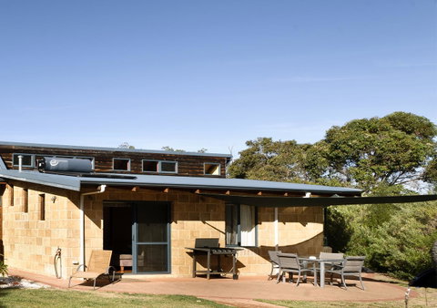 Aiyana Retreat - Holiday Adelaide 6