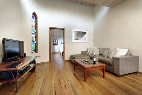 Aiyana Retreat - Holiday Adelaide 4