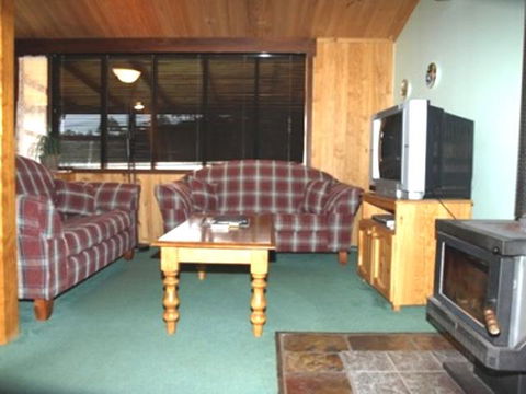 Pemberton Old Picture Theatre Holiday Apartments - Holiday Adelaide 1