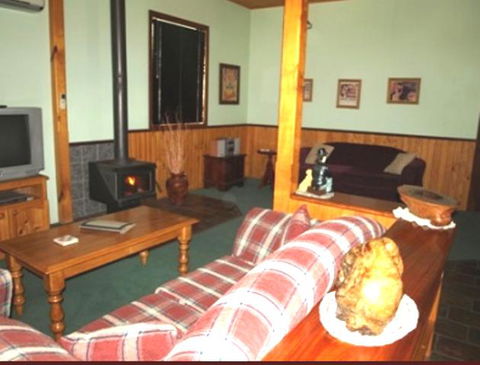 Pemberton Old Picture Theatre Holiday Apartments - Holiday Adelaide 21