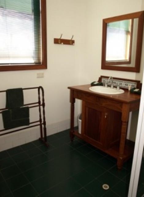 Pemberton Old Picture Theatre Holiday Apartments - Holiday Adelaide 33