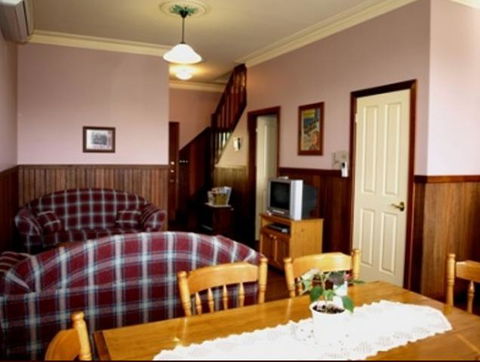 Pemberton Old Picture Theatre Holiday Apartments - Holiday Adelaide 3