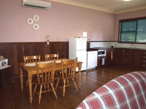 Pemberton Old Picture Theatre Holiday Apartments - Holiday Adelaide 34